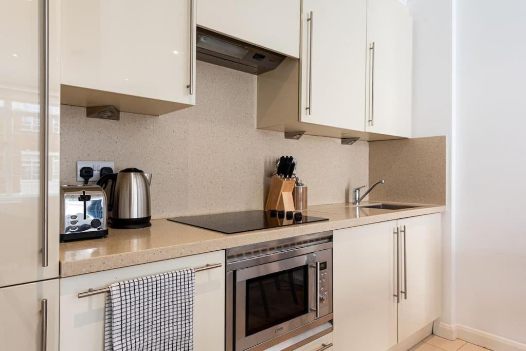 Chic Apartment - Fabulous Central Location In Zone 1 Лондон Екстер'єр фото